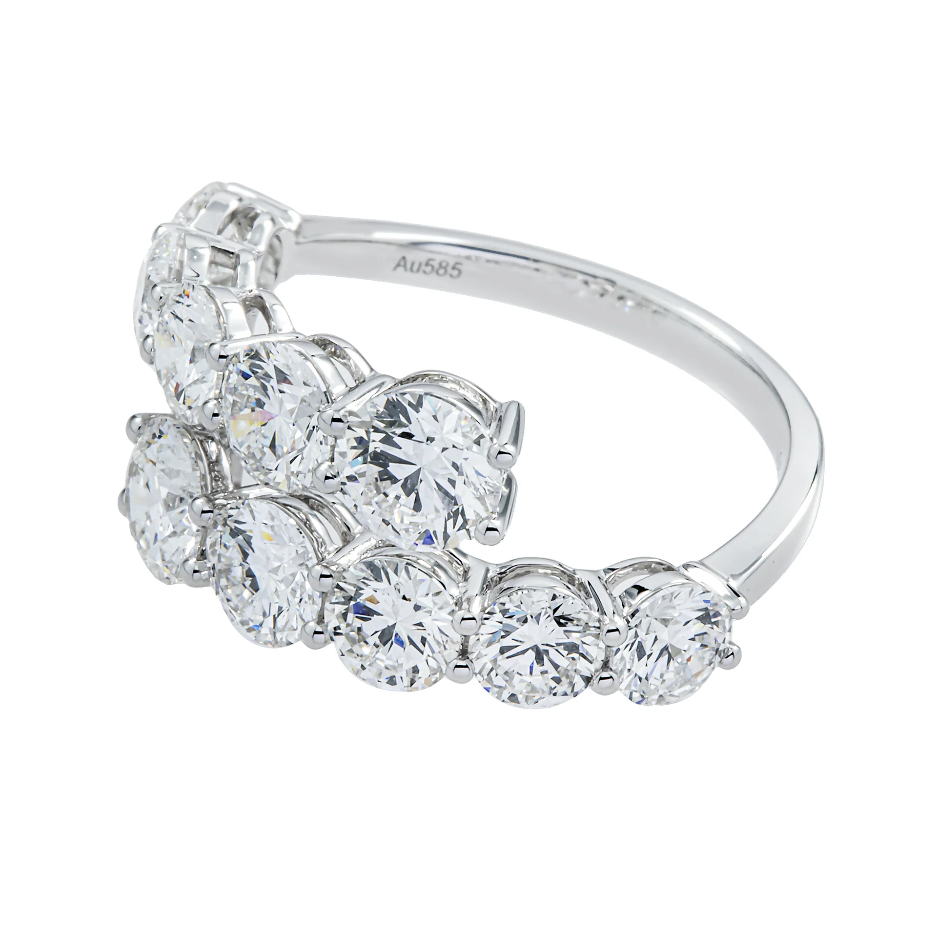 Round Shape Designer Engagement Ring